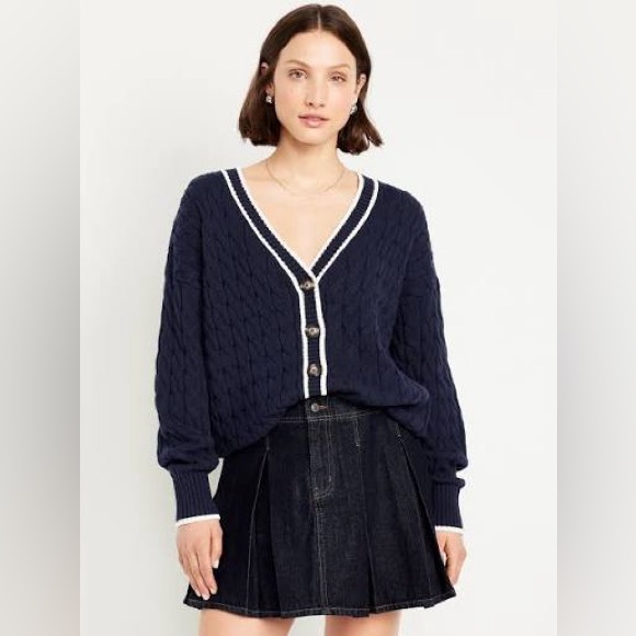 Old Navy Sweaters - Slouchy Cable-Knit Cardigan Sweater L/XL